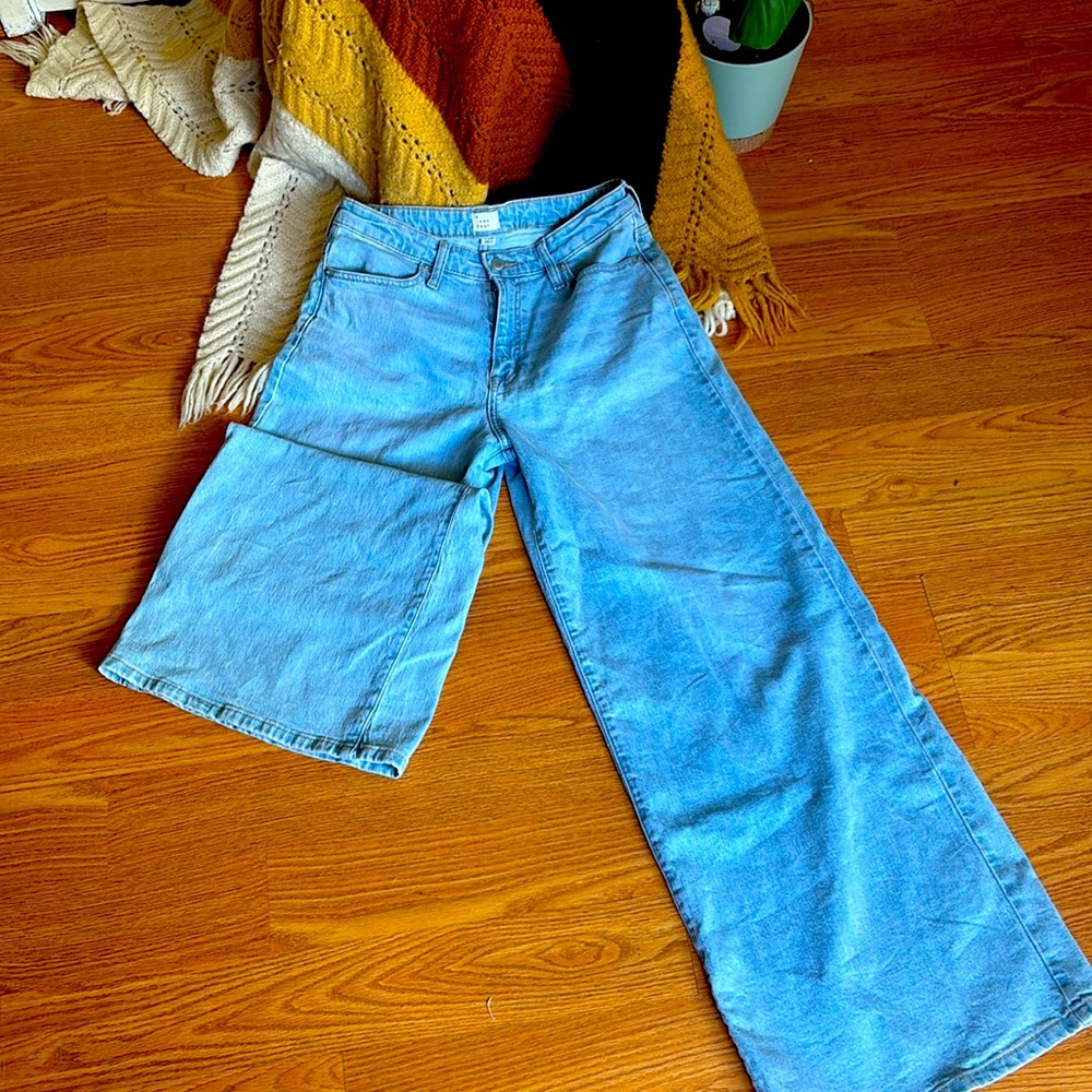 Wide leg jeans